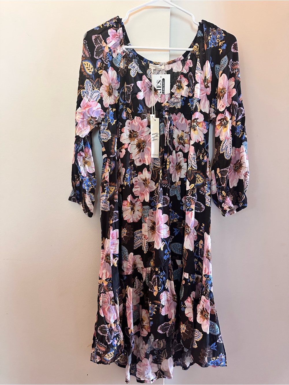 lovestitch Black Dress with Pink Floral Print M High Low Pretty 3/4 Sleeve